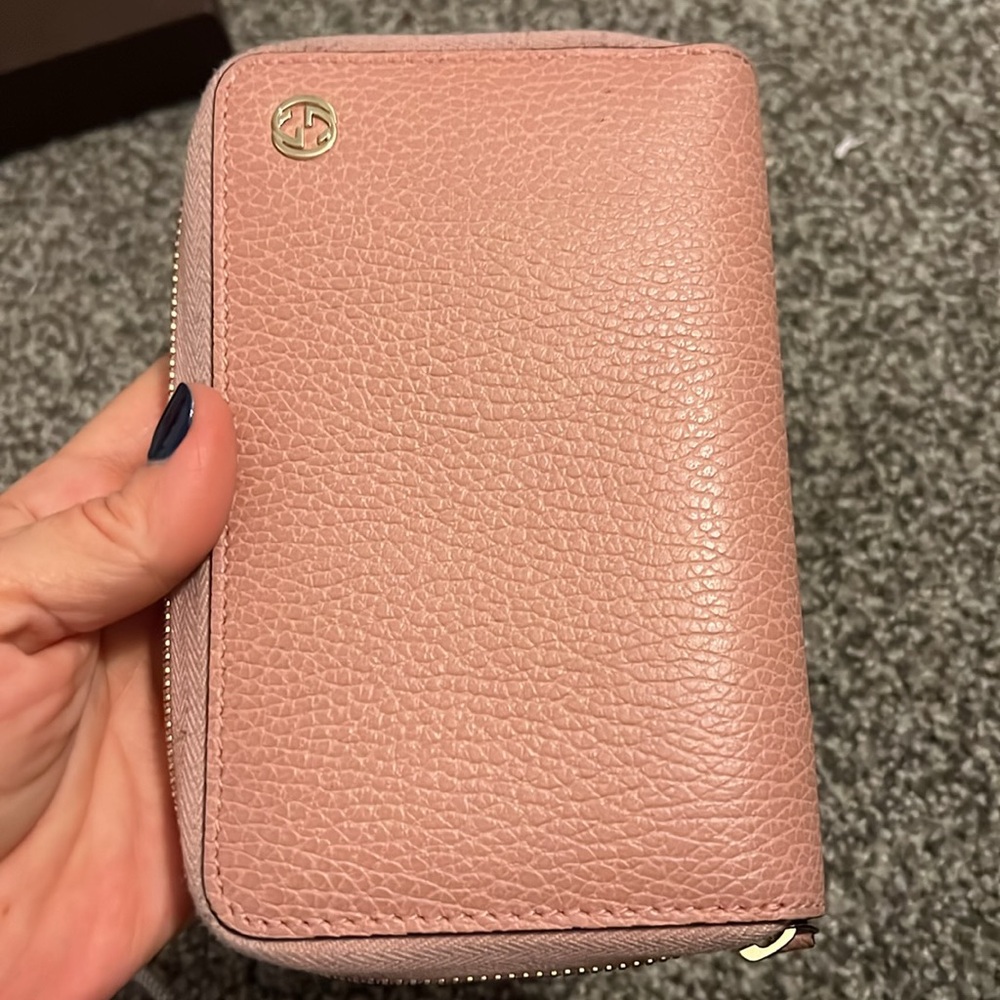Gucci Leather Wallet - Picture 9 of 10